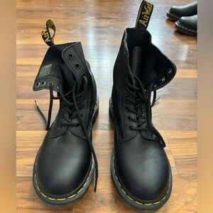 Dr Marten 1460 Pascal Lace-up Boots — SIZE 7